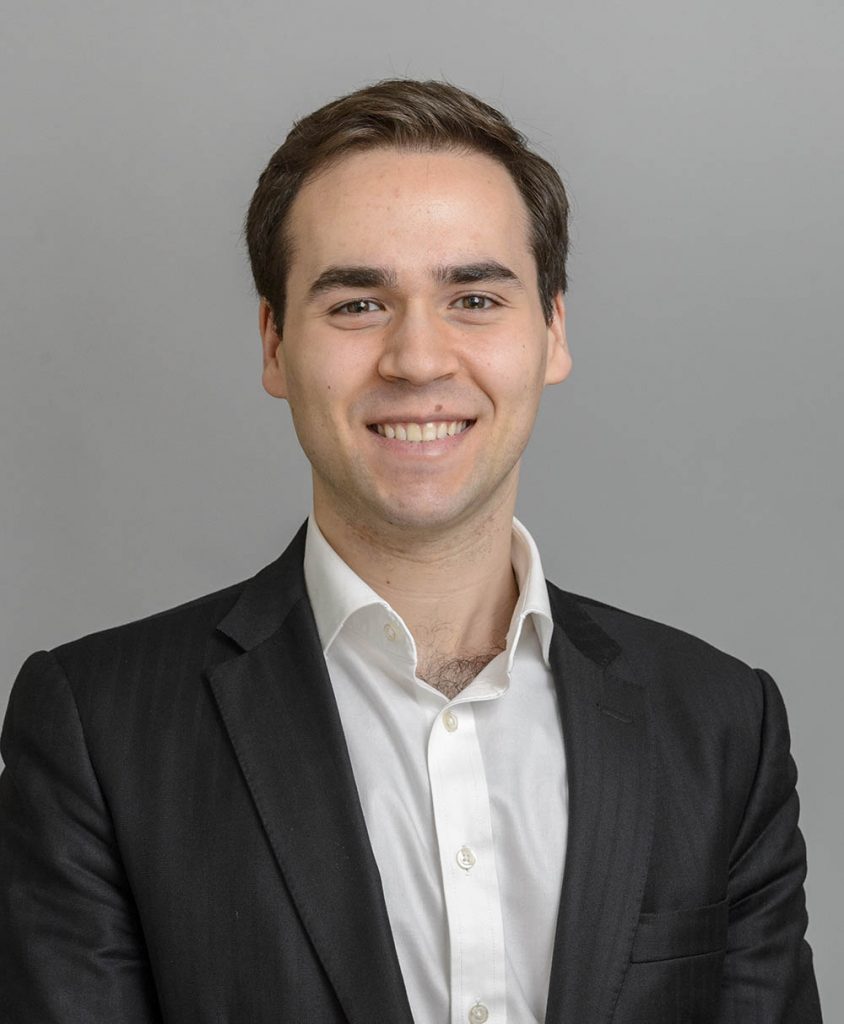 Joshua Lyons Investcorp